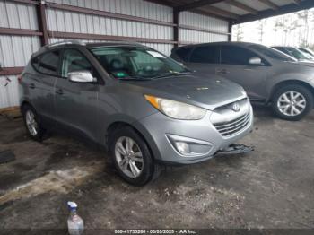  Salvage Hyundai TUCSON