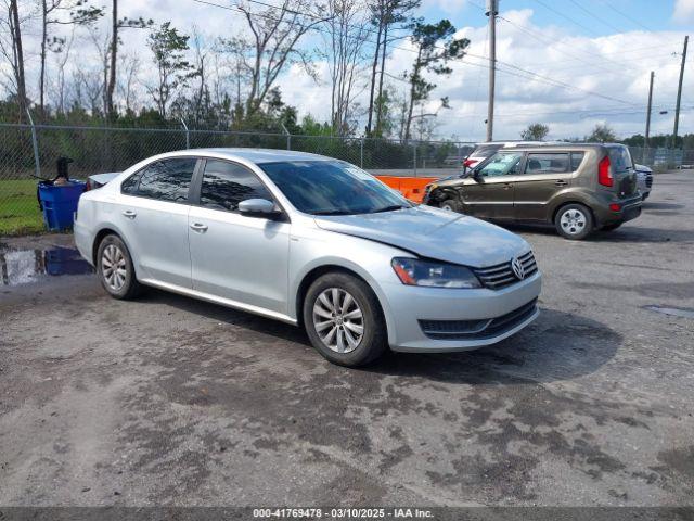  Salvage Volkswagen Passat