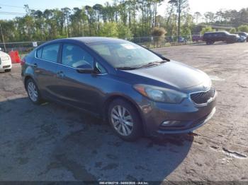  Salvage Kia Forte