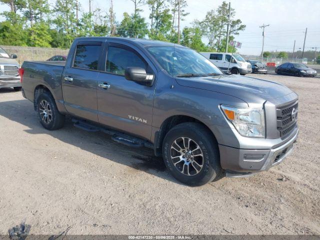  Salvage Nissan Titan