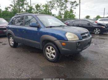  Salvage Hyundai TUCSON
