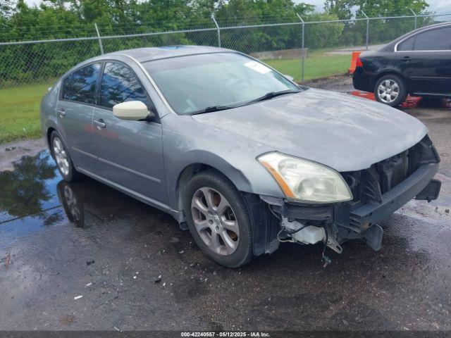  Salvage Nissan Maxima