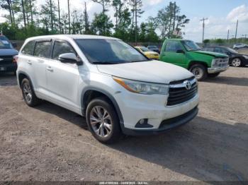  Salvage Toyota Highlander