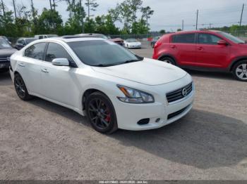  Salvage Nissan Maxima