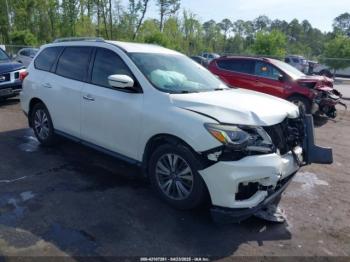  Salvage Nissan Pathfinder