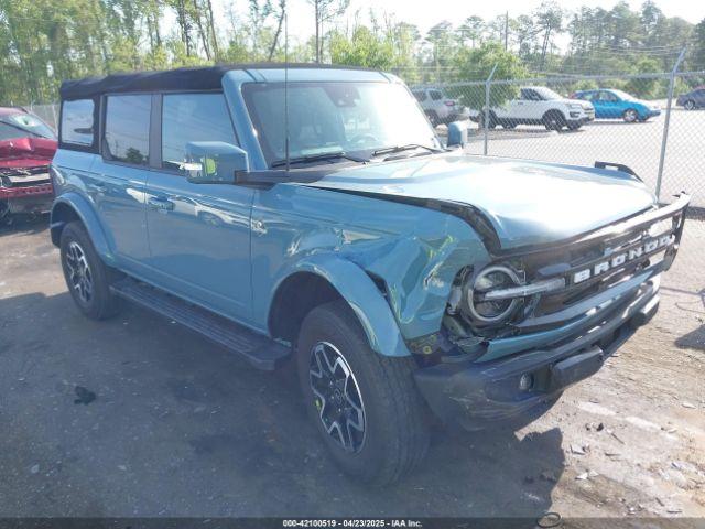  Salvage Ford Bronco