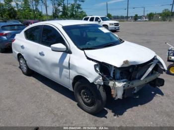  Salvage Nissan Versa