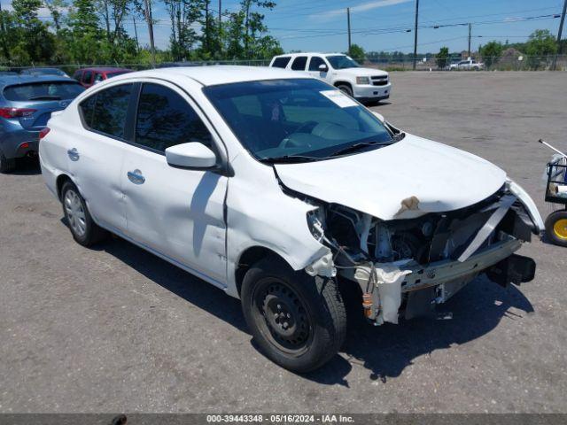  Salvage Nissan Versa