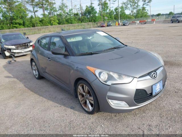  Salvage Hyundai VELOSTER