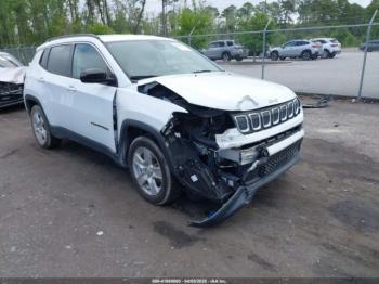  Salvage Jeep Compass