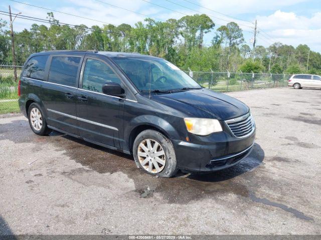  Salvage Chrysler Town & Country