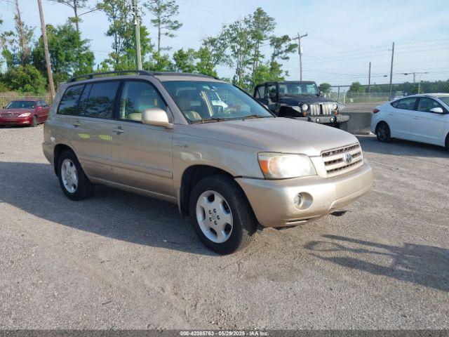  Salvage Toyota Highlander