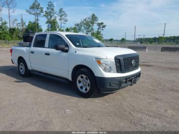 Salvage Nissan Titan