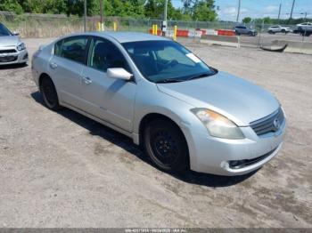  Salvage Nissan Altima