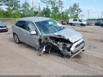  Salvage Mitsubishi Outlander