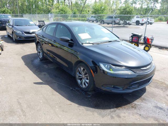  Salvage Chrysler 200