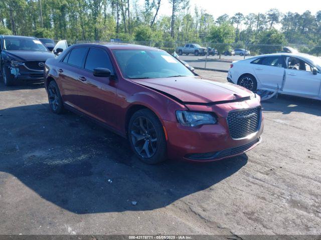  Salvage Chrysler 300