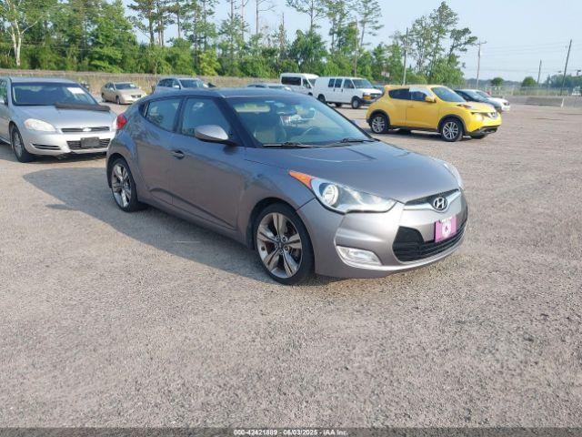  Salvage Hyundai VELOSTER