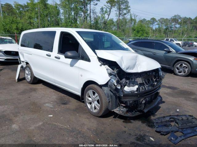  Salvage Mercedes-Benz Metris