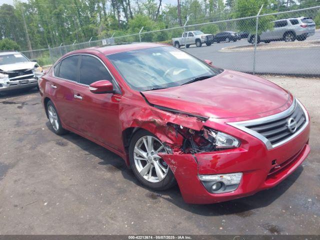  Salvage Nissan Altima