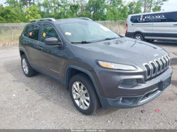  Salvage Jeep Cherokee