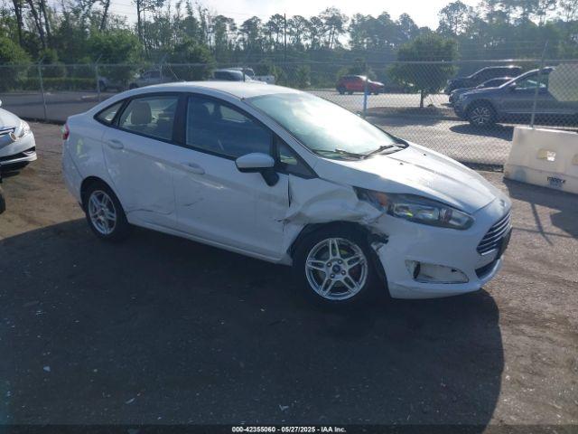  Salvage Ford Fiesta