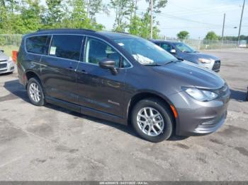  Salvage Chrysler Voyager