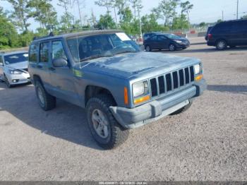  Salvage Jeep Cherokee