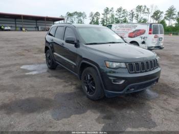  Salvage Jeep Grand Cherokee