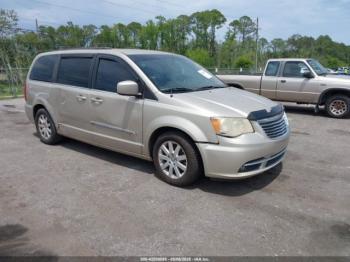  Salvage Chrysler Town & Country