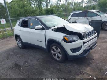  Salvage Jeep Compass