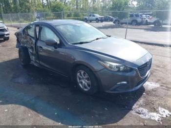  Salvage Mazda Mazda3