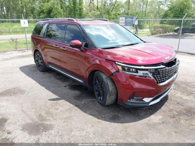  Salvage Kia Carnival