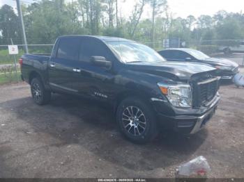  Salvage Nissan Titan