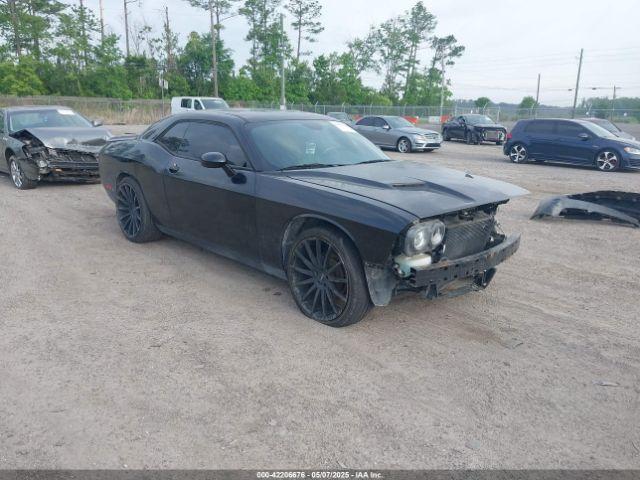  Salvage Dodge Challenger