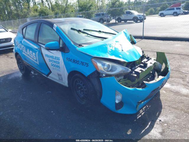  Salvage Toyota Prius c