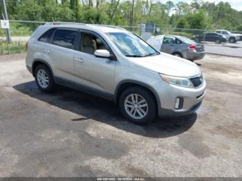  Salvage Kia Sorento