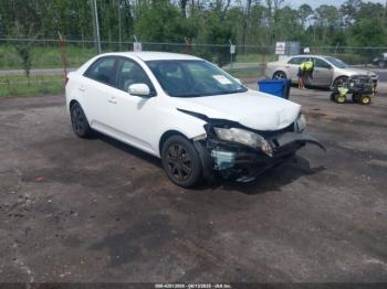  Salvage Kia Forte