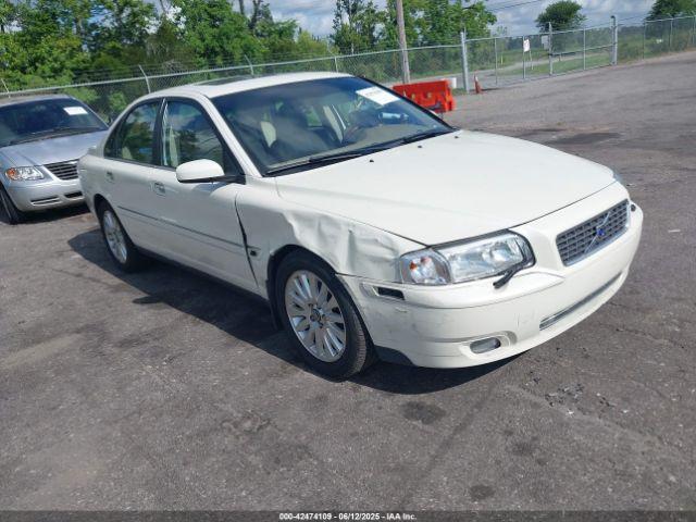  Salvage Volvo S80