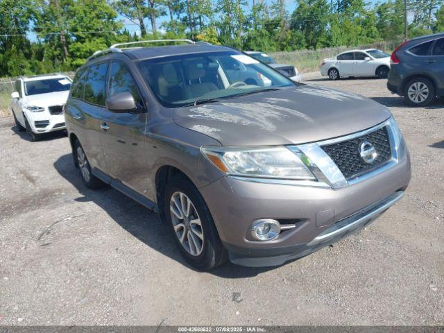  Salvage Nissan Pathfinder