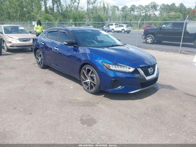  Salvage Nissan Maxima