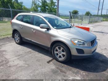  Salvage Volvo XC60