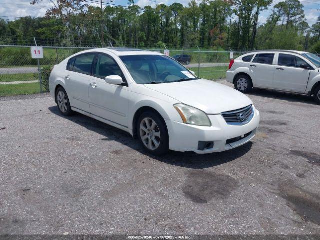  Salvage Nissan Maxima