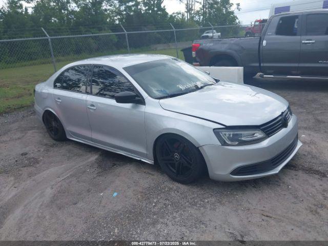  Salvage Volkswagen Jetta