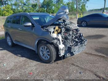  Salvage Kia Sorento
