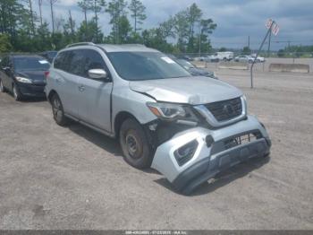  Salvage Nissan Pathfinder