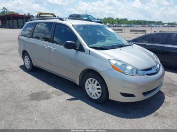  Salvage Toyota Sienna