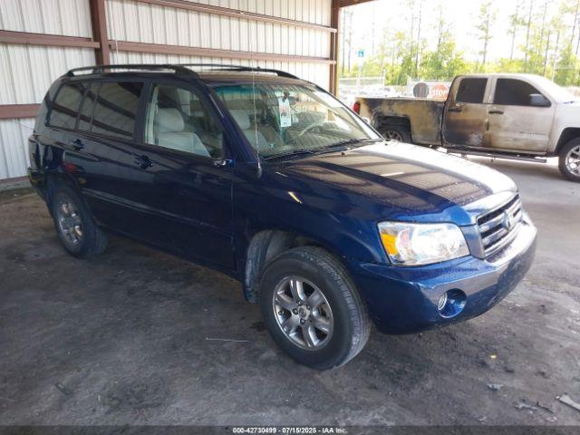  Salvage Toyota Highlander