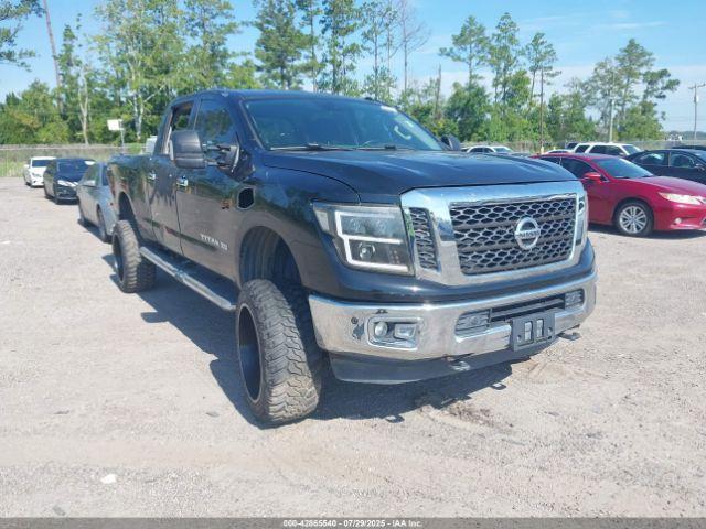  Salvage Nissan Titan