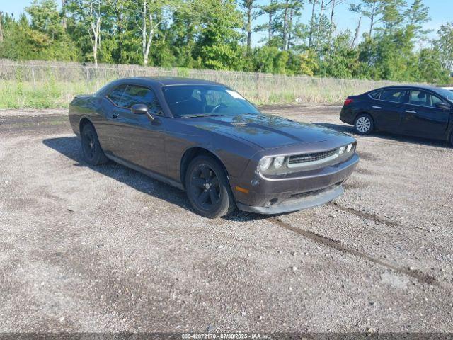  Salvage Dodge Challenger